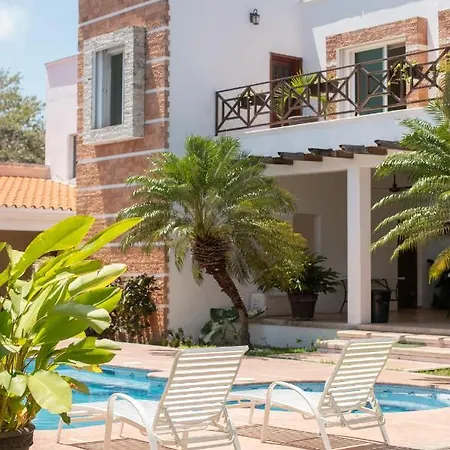 Casa Privada Con Alberca Grande Villa Chetumal Exterior photo